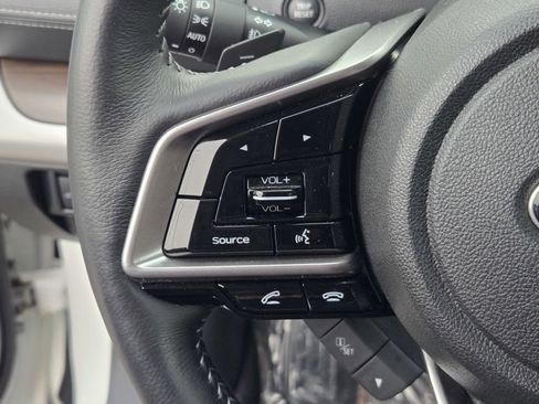 Used 2018 Subaru Outback 3.6R Touring w/ Popular Package #3 image 25