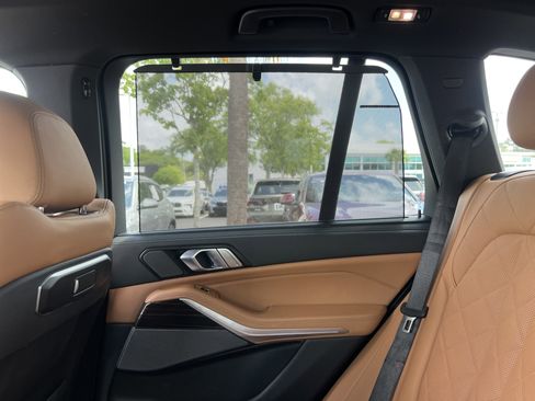Used 2024 BMW X5 sDrive40i w/ Executive Package RWD image 42