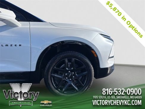 Used 2024 Chevrolet Blazer RS w/ Driver Confidence II Package image 21