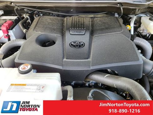 Used 2026 Toyota Tundra 1794 Edition w/ TRD Off-Road Package AWD/4WD image 32