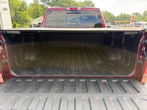Used 2023 RAM 1500 Laramie AWD/4WD image 15