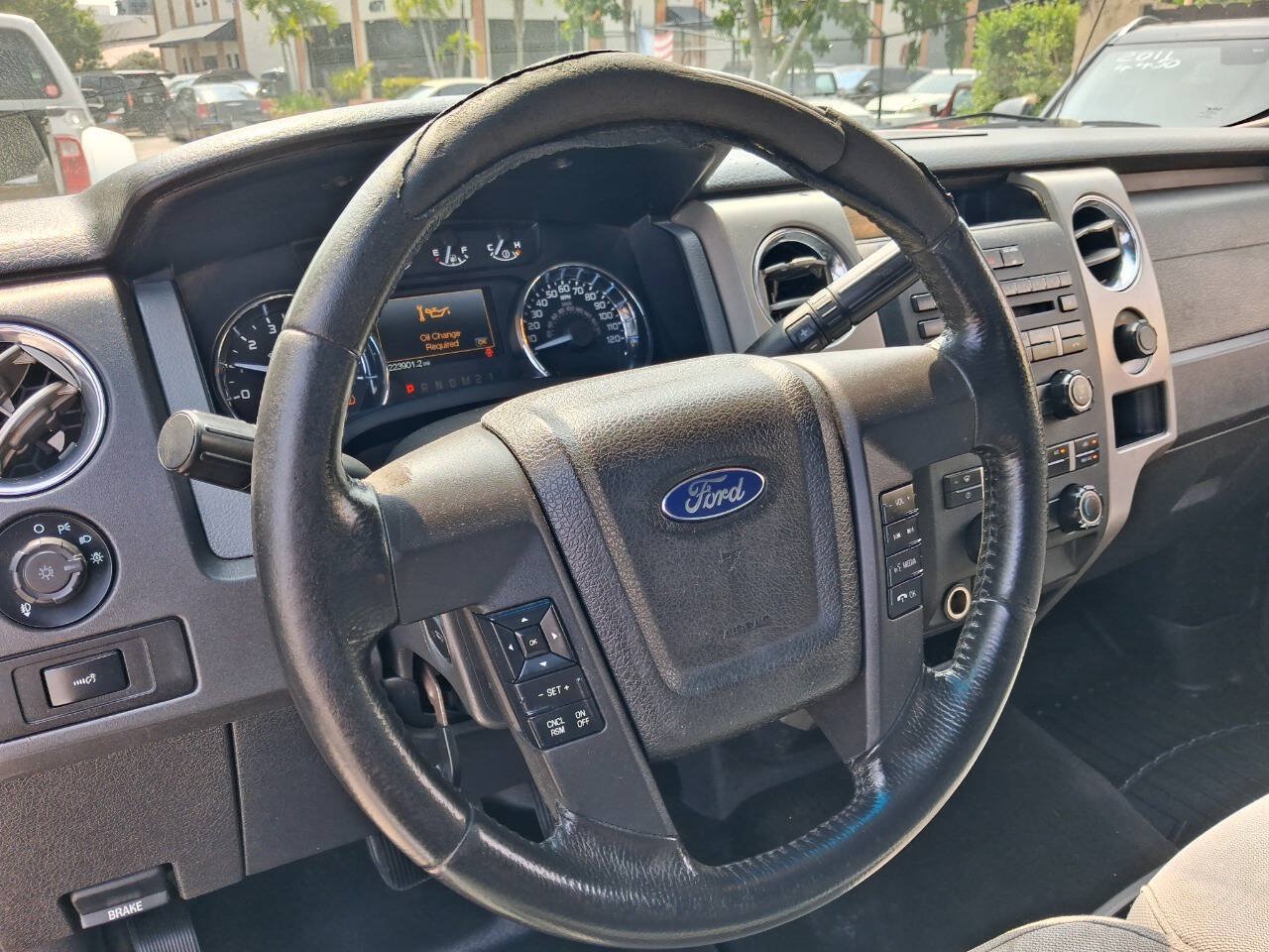Used 2012 Ford F150 XLT w/ XLT Chrome Pkg RWD image 12