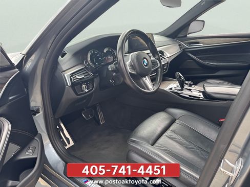 Used 2018 BMW M550i xDrive AWD/4WD image 16