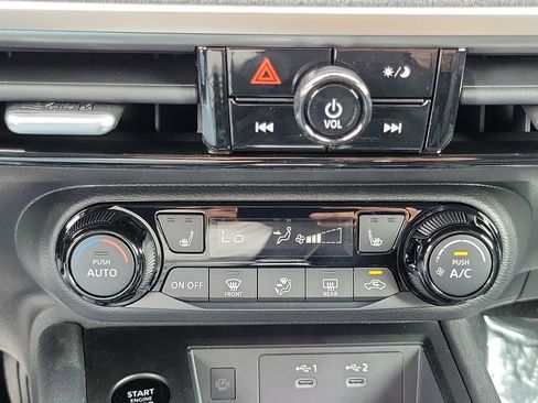 New 2026 Nissan Kicks SV w/ Cold Weather Package FWD image 15