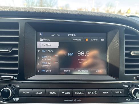 Used 2018 Hyundai Elantra ECO image 32