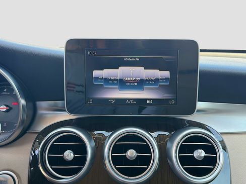 Used 2019 Mercedes-Benz GLC 300 image 29