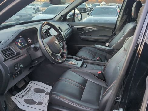 Used 2023 Honda Passport TrailSport image 13