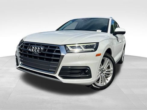 Used 2019 Audi Q5 Prestige w/ Prestige Package AWD/4WD image 9