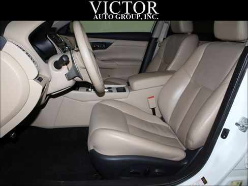 Used 2018 Nissan Altima 3.5 SL image 16