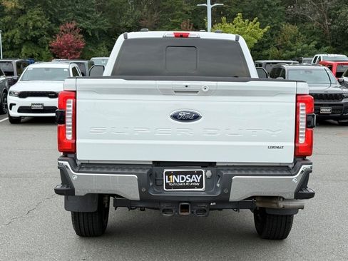 Used 2024 Ford F350 Lariat image 5