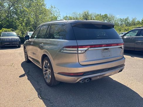 Used 2021 Lincoln Aviator Grand Touring w/ Equipment Group 302A AWD/4WD image 7