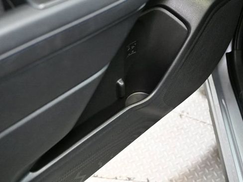 Used 2025 Subaru Forester Premium AWD/4WD image 49