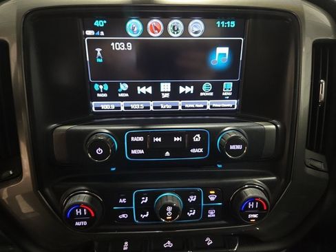 Used 2018 Chevrolet Silverado 1500 LT w/ All Star Edition image 22