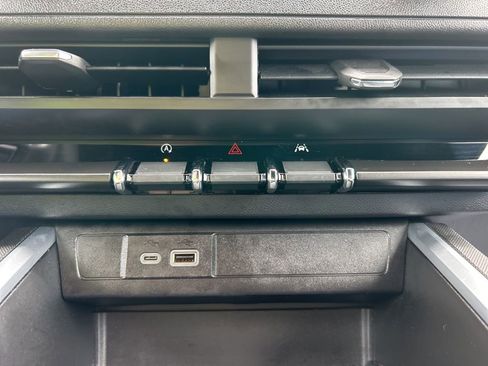 Used 2024 Chevrolet Colorado Trail Boss w/ Advanced Trailering Package image 11