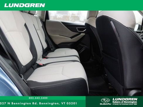 Used 2022 Subaru Forester Base image 25