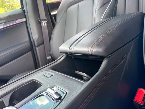 Used 2025 Jeep Wagoneer S Limited AWD/4WD image 22