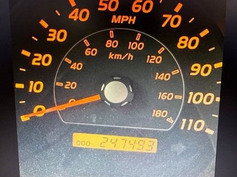 Used 2006 Toyota 4Runner SR5 AWD/4WD image 3