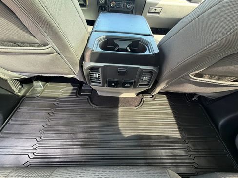 Used 2018 Ford F150 XLT w/ Equipment Group 302A Luxury AWD/4WD image 31