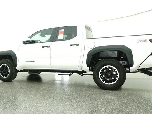 New 2025 Toyota Tacoma TRD Off-Road image 23