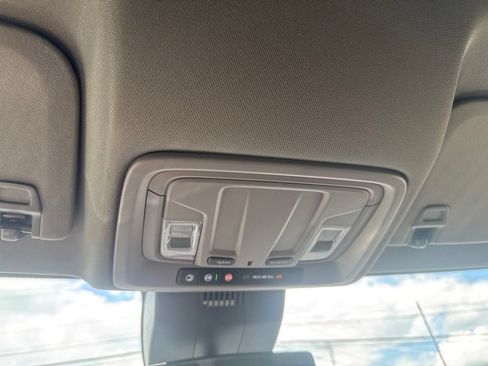 Used 2025 GMC Sierra 2500 SLE w/ SLE Convenience Package AWD/4WD image 36