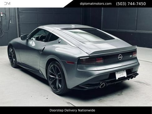 Used 2024 Nissan Z Performance w/ Floor Mat Package RWD image 5