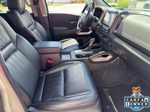 Used 2022 Nissan Frontier SV w/ SV Premium Package AWD/4WD image 3