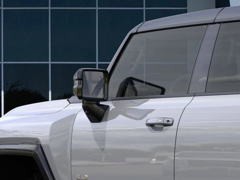 New 2026 GMC Hummer EV 2X image 12