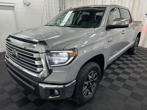 Used 2019 Toyota Tundra Limited w/ Limited Premium Package AWD/4WD image 4