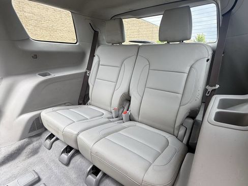 Used 2017 GMC Acadia SLT image 29