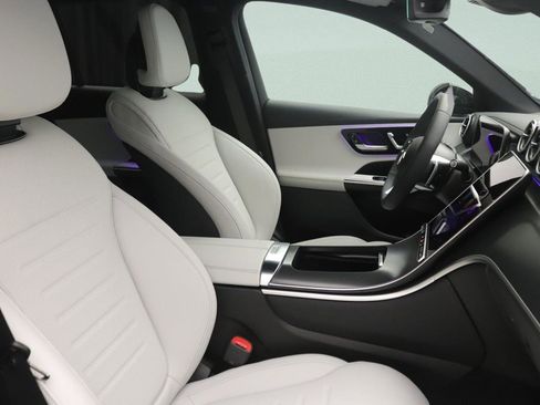 New 2026 Mercedes-Benz GLC 300 image 7