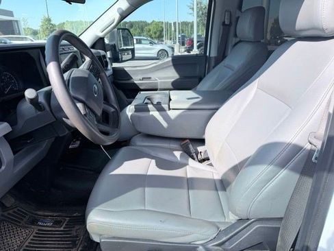 Used 2024 Ford F350 XL AWD/4WD image 17