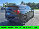 Used 2020 GMC Terrain SLT w/ Preferred Package image 3