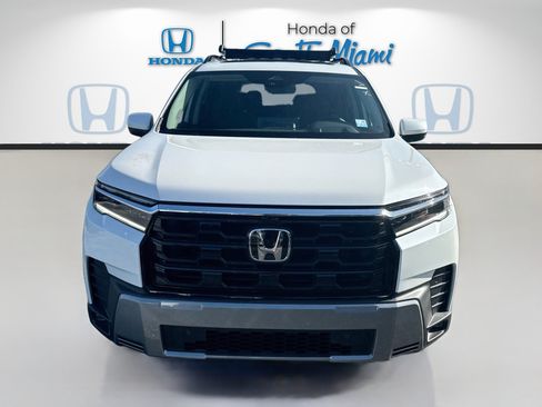 New 2026 Honda Pilot Elite image 2