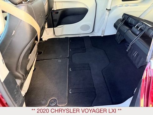 Certified 2020 Chrysler Voyager Lxi image 14