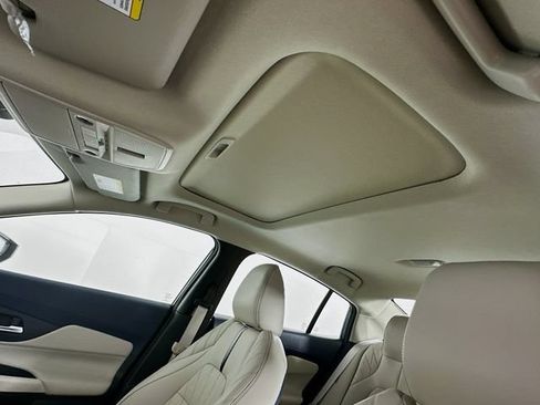 New 2026 Nissan Sentra SL w/ Floor Mat Package FWD image 20