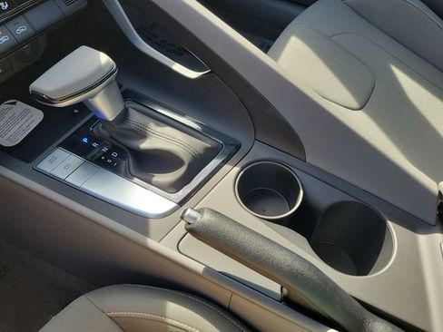 New 2026 Hyundai Elantra Sport FWD image 14