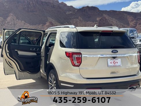 Used 2018 Ford Explorer Platinum image 42
