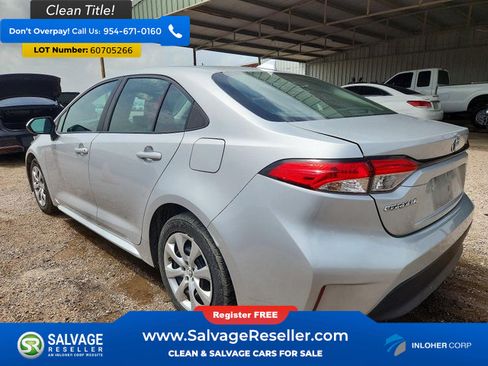 Used 2023 Toyota Corolla LE FWD image 3