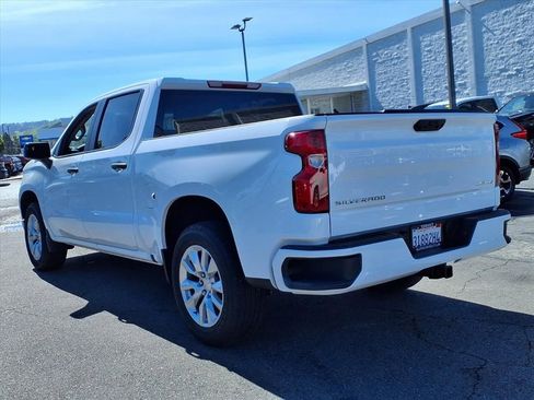 Used 2026 Chevrolet Silverado 1500 Custom image 3