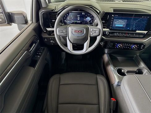 New 2025 GMC Sierra 2500 SLT w/ Texas SLT Premium Package image 15
