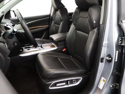Certified 2019 Acura MDX SH-AWD w/ Technology Package image 2