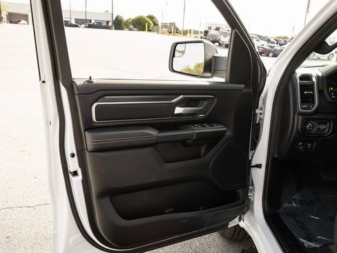 New 2026 RAM 1500 Big Horn AWD/4WD image 16
