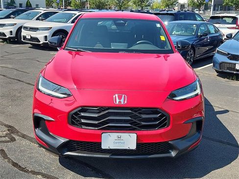 Used 2025 Honda HR-V Sport image 2