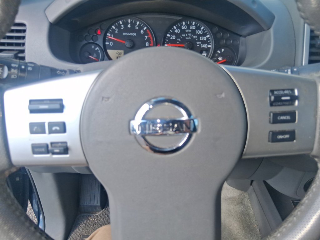 Used 2018 Nissan Frontier SV w/ Value Truck Package AWD/4WD image 11