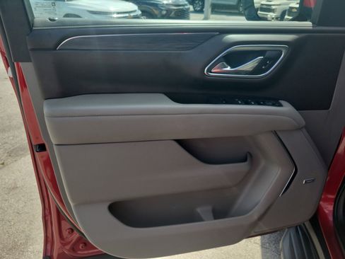 Used 2023 GMC Yukon SLT image 18