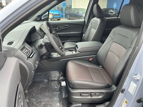 New 2026 Honda Ridgeline Black Edition image 15