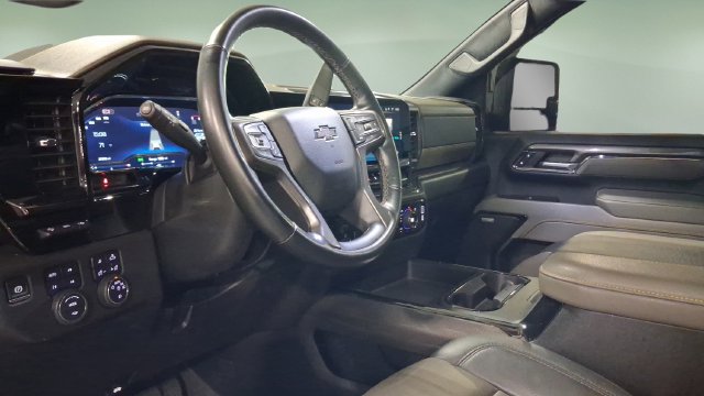 Used 2024 Chevrolet Silverado 2500 ZR2 w/ Technology Package AWD/4WD image 26