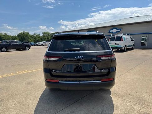 Used 2023 Jeep Grand Cherokee L Limited w/ Luxury Tech Group II AWD/4WD image 6