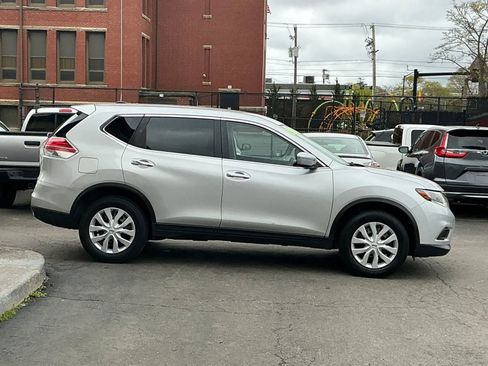 Used 2015 Nissan Rogue S AWD/4WD image 4