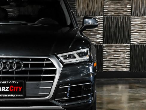 Used 2018 Audi Q5 2.0T Premium Plus w/ Premium Plus Package AWD/4WD image 52